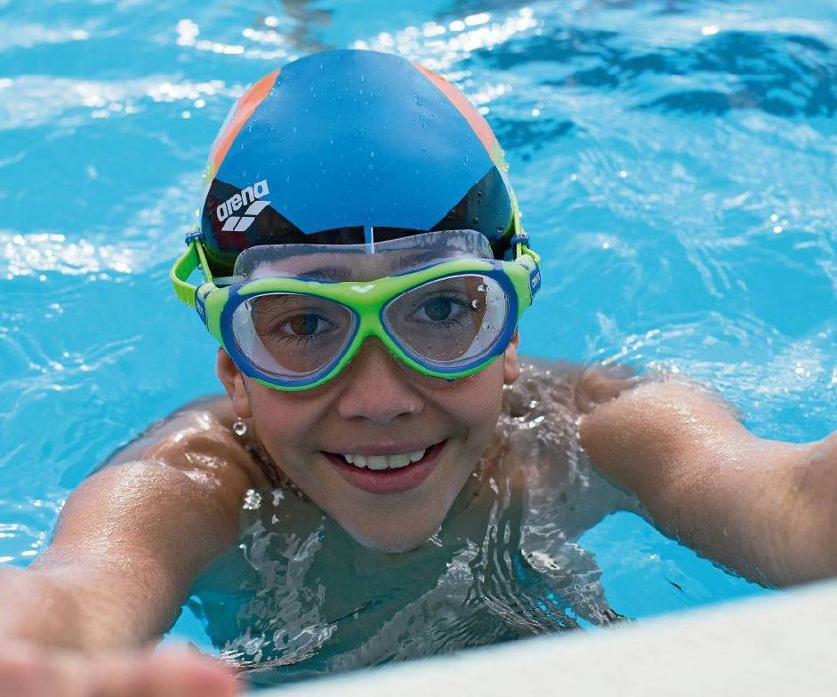 Cómo prevenir y superar el miedo de los niños al agua.