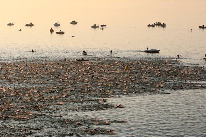 FALLECE UN TRIATLETA EN LA ETAPA DE NADO DEL 70.3 DE WISCONSIN; OTRO MÁS EN ESTADO CRÍTICO